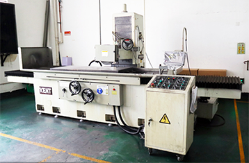 Grinding machine